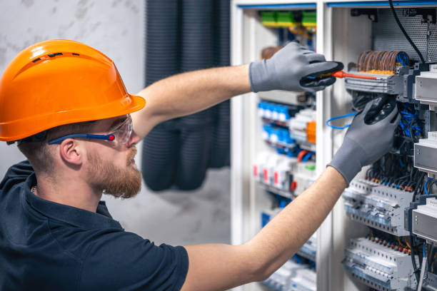 Best Local Electrician Companies  in East Palestine, OH